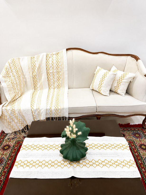کوسن دلا رنگ خردلی
